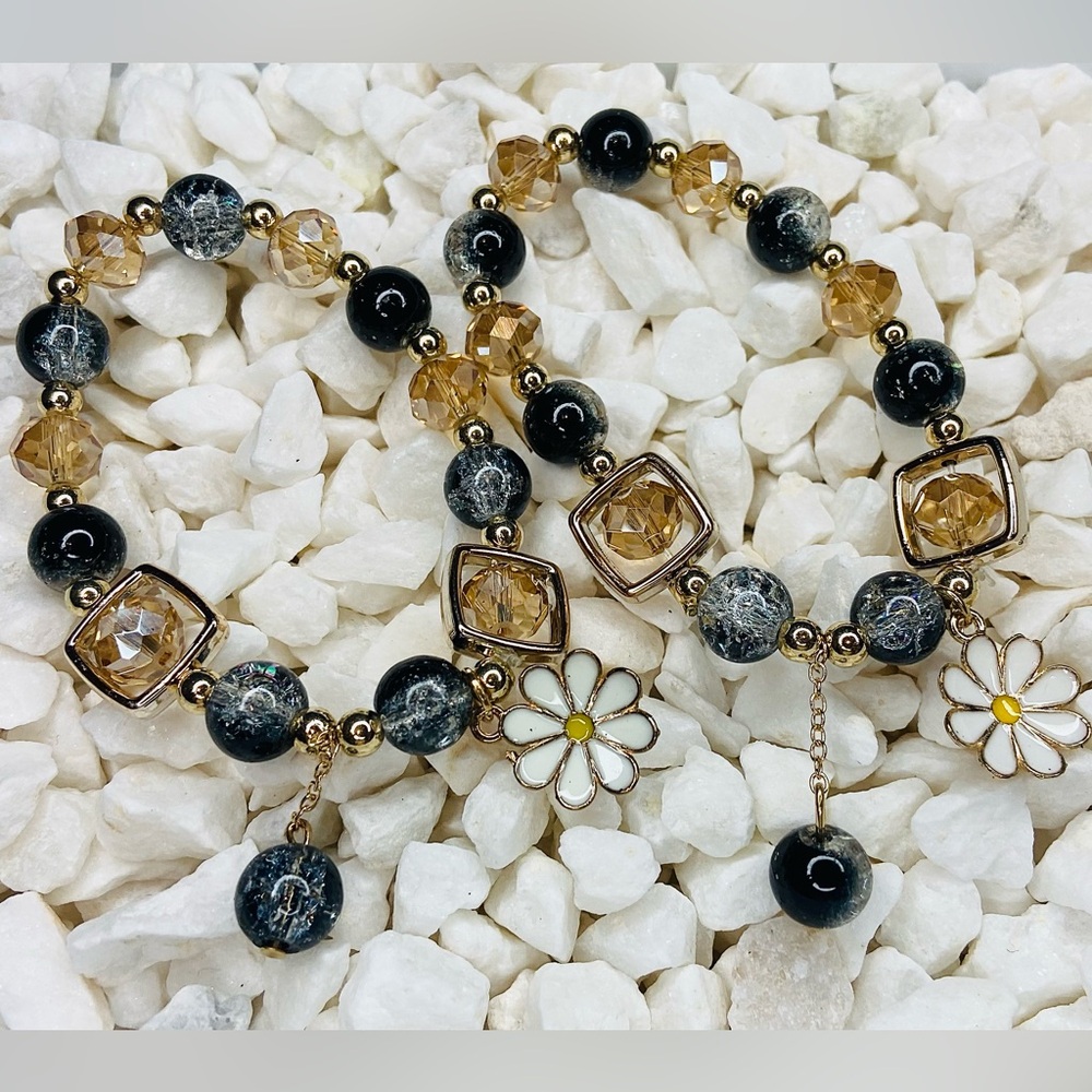 $10 Beaded Glass Bracelets Set - Picture 3 of 12